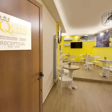住宿加早餐酒店 Queen 4*