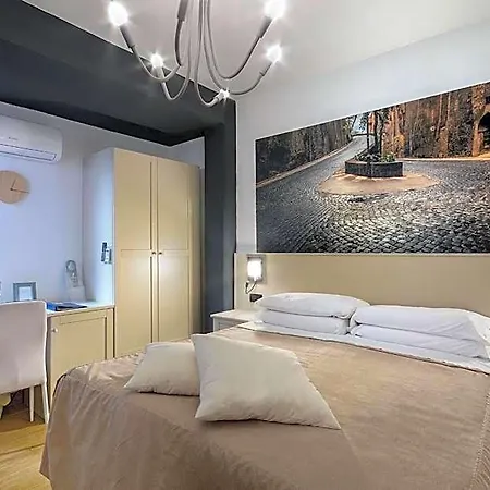 Queen Bed and Breakfast 4*