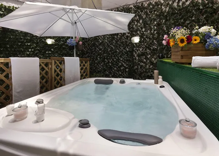 Queen Bed & Breakfast 4*