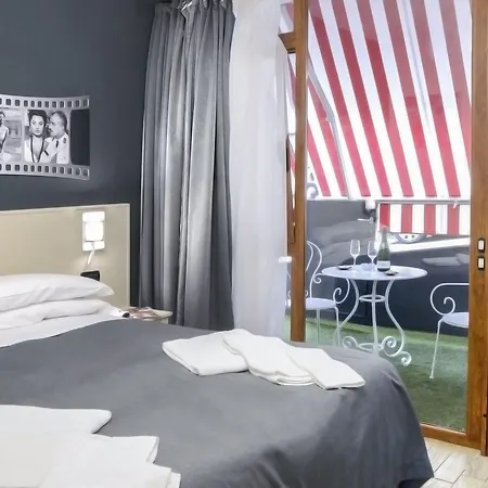 Queen Bed & Breakfast Sorrento